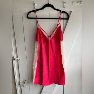 Victoria’s Secret Pink Lace Trim Slip Size M
